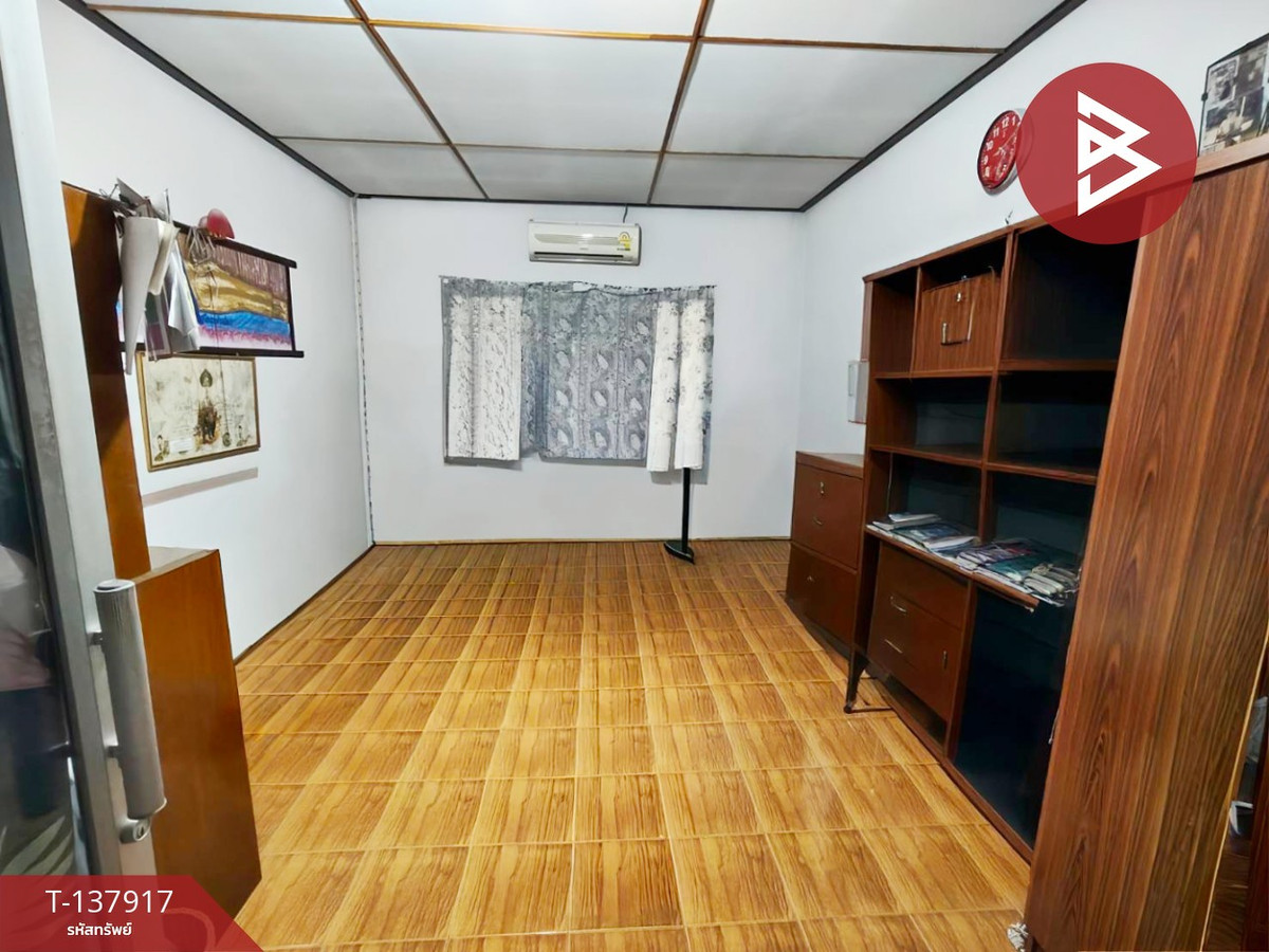 ขายบ้านเดี่ยวพร้อมที่ดิน เนื้อที่ 180 ตร.วา นครสวรรค์ ทำเลดี