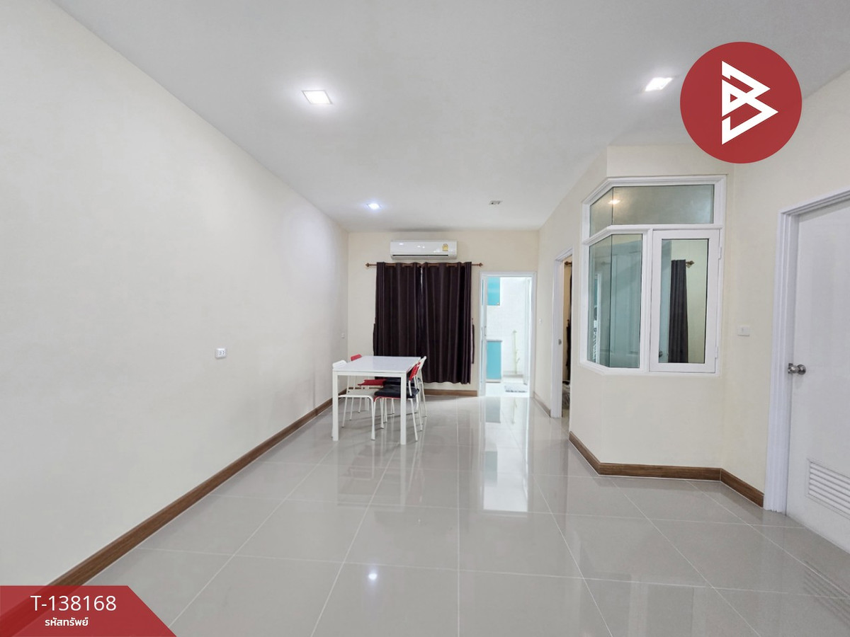 ขายทาวน์เฮ้าส์ หมู่บ้านโกลเด้นทาวน์ รัตนาธิเบศร์-สถานีรถไฟฟ้าไทรม้า (Golden Town Rattanathibet-Saima Station) นนทบุรี