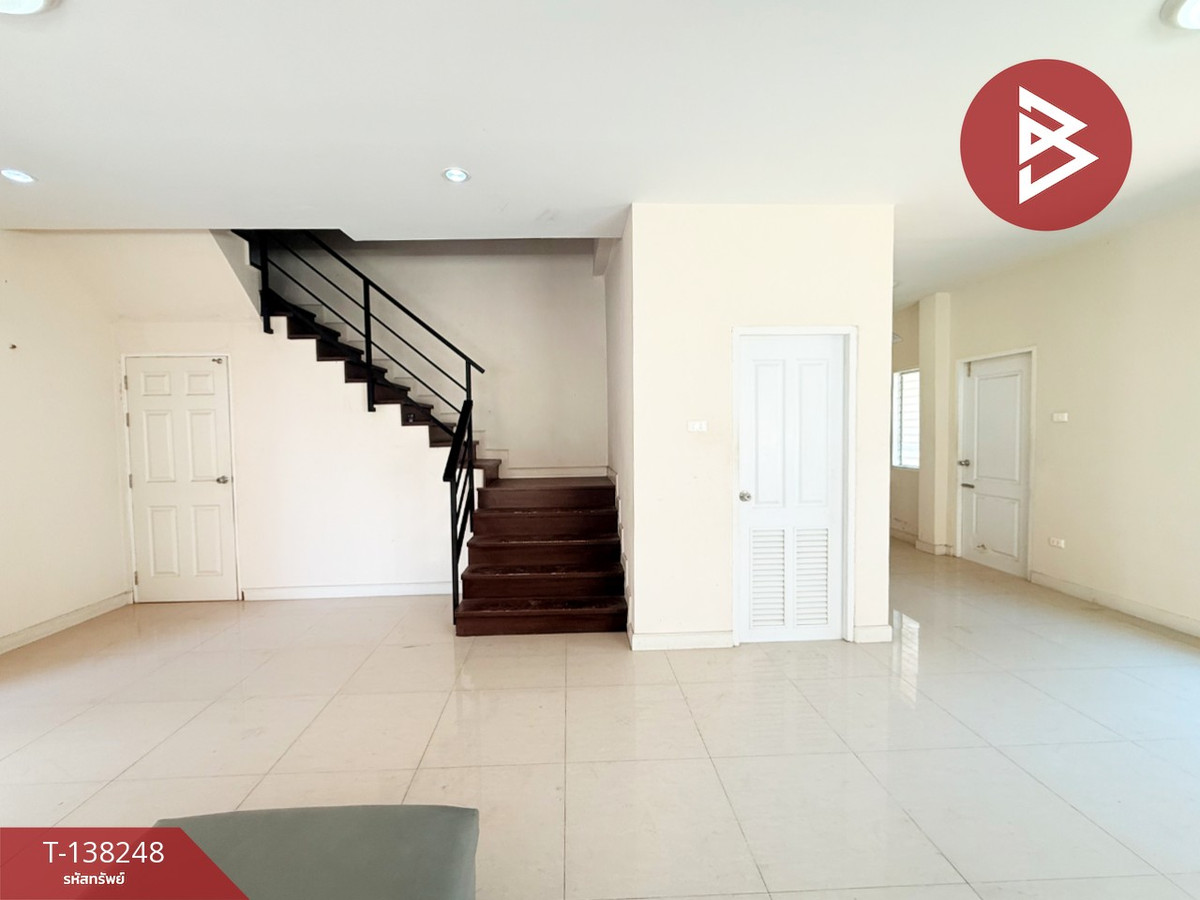 ขายบ้านแฝด หมู่บ้านมณีรินทร์ วิลเลจ หนองมน (Maneerin Village) ชลบุรี