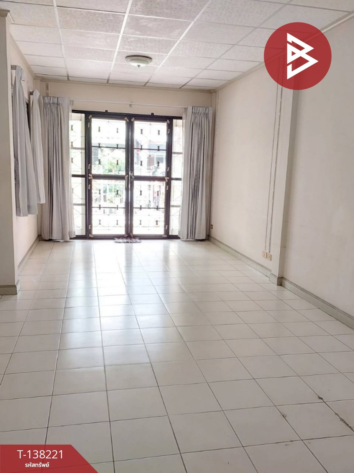 ขายทาวน์เฮ้าส์ หมู่บ้านบุศรินทร์ พระยาสุเรนทร์40  คลองสามวา กรุงเทพมหานคร