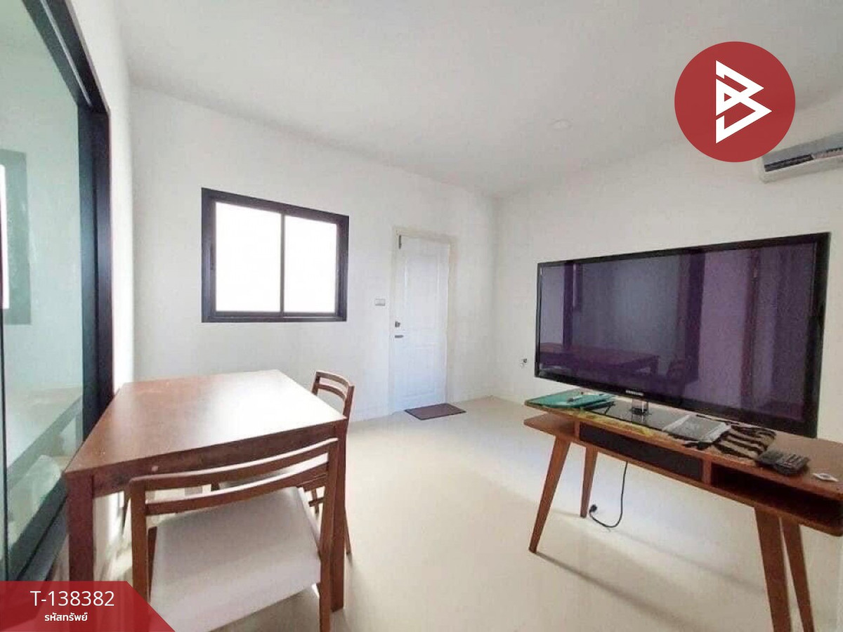 ขายทาวน์โฮม หมู่บ้านมณีรินทร์ ปาร์ค บางพระ (Maneerin Park Bang Phra) ชลบุรี