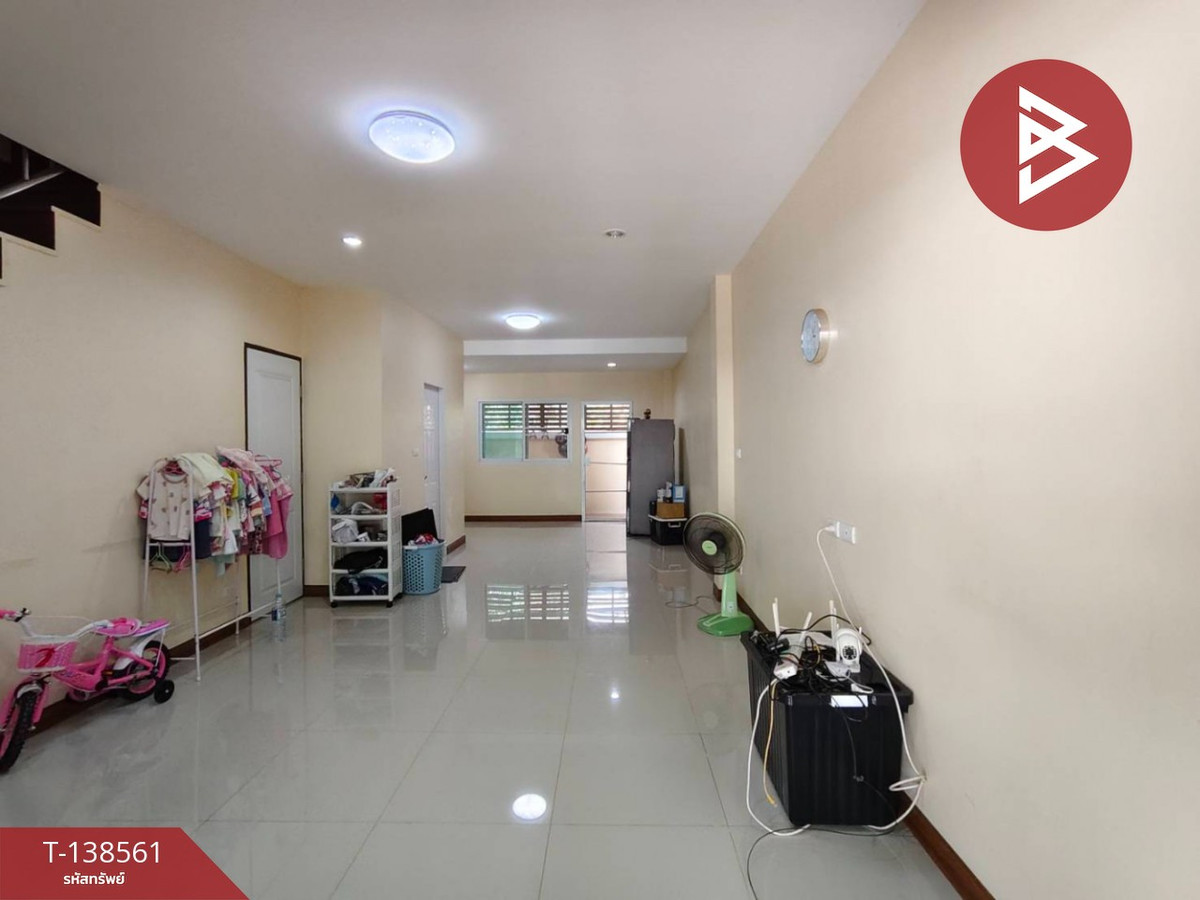 ขายทาวน์เฮ้าส์ 2 ชั้น เนื้อที่ 21 ตร.วา สามพราน นครปฐม