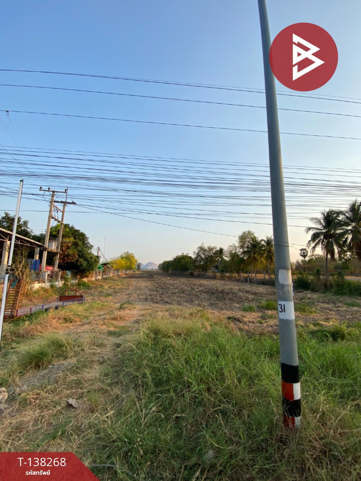 ขายที่ดิน เนื้อที่ 4 ไร่ 2 งาน 46 ตารางวา ติดอบต.พระนอน นครสวรรค์