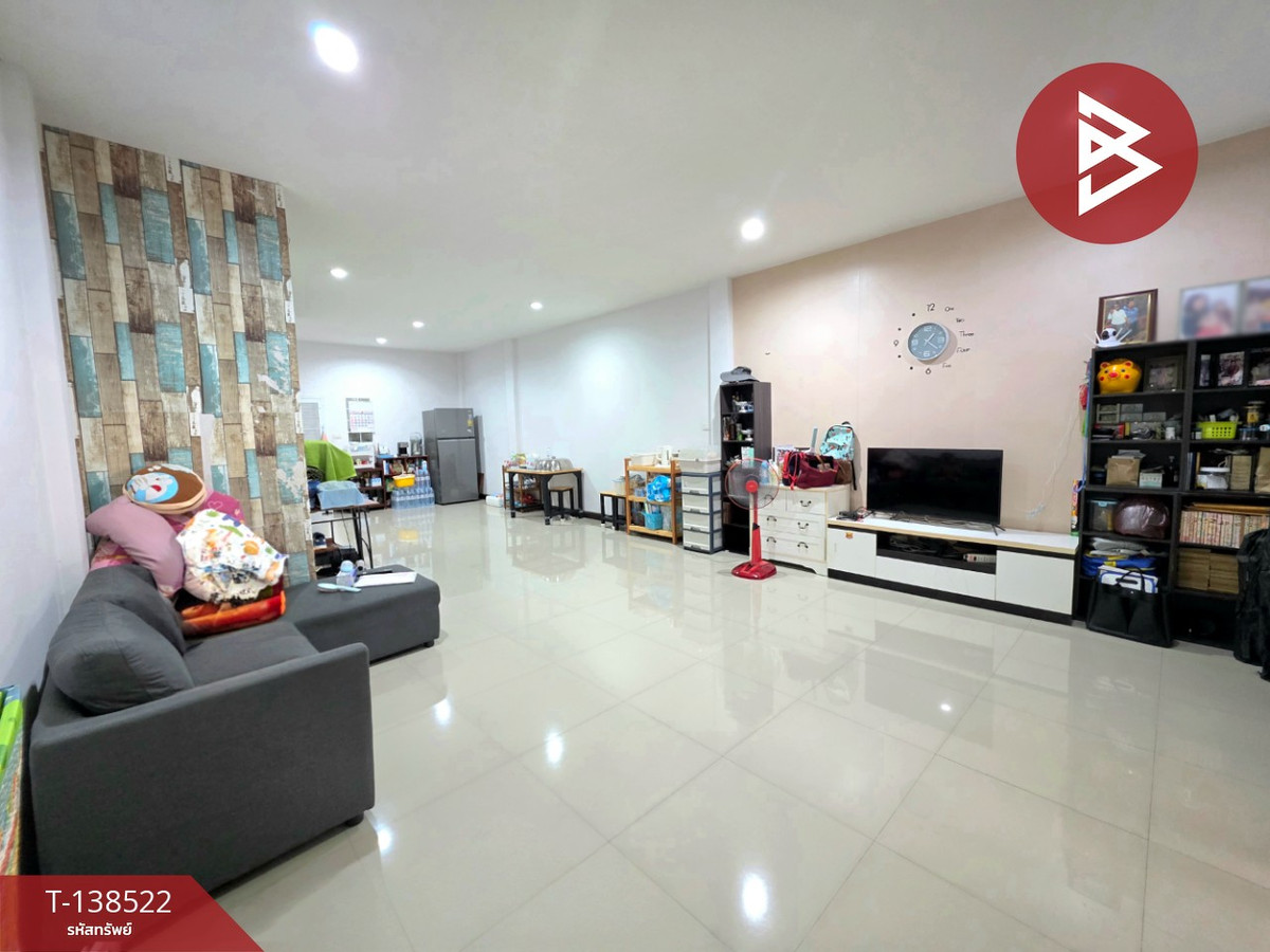 ขายทาวน์เฮ้าส์ หมู่บ้านบูรพาแลนด์ หนองค้อ ศรีราชา ชลบุรี