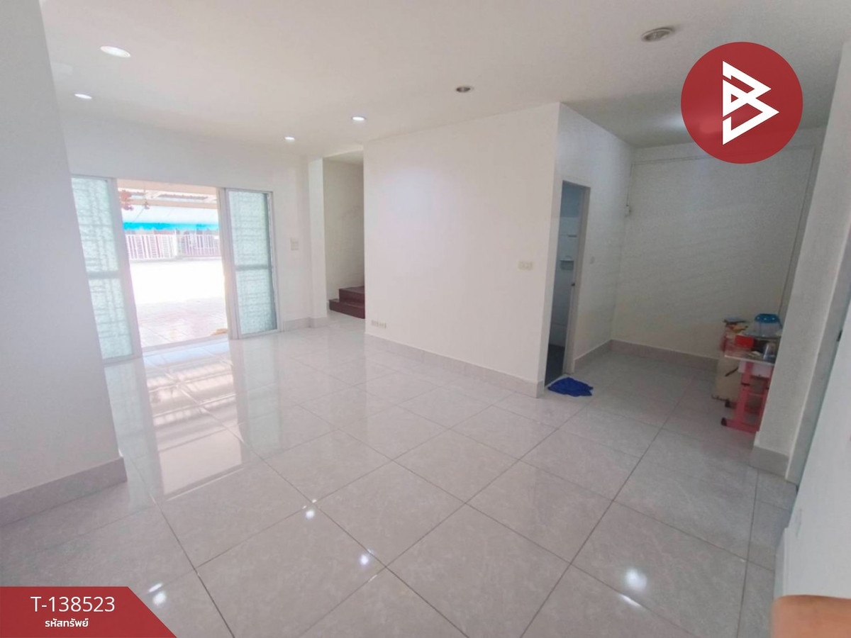 ขายทาวน์เฮ้าส์ หมู่บ้านสิรารมย์พลัส มอเตอร์เวย์ (Sirarom Plus Motorway) ฉะเชิงเทรา