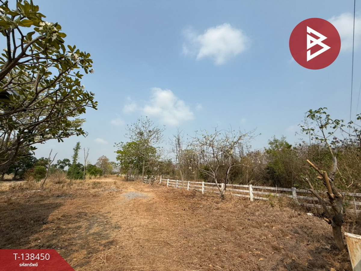 ขายที่ดิน เนื้อที่ 5 ไร่ 2 งาน 0.4 ตร.วา อ.สระโบสถ์ ลพบุรี ติดถนนใหญ่