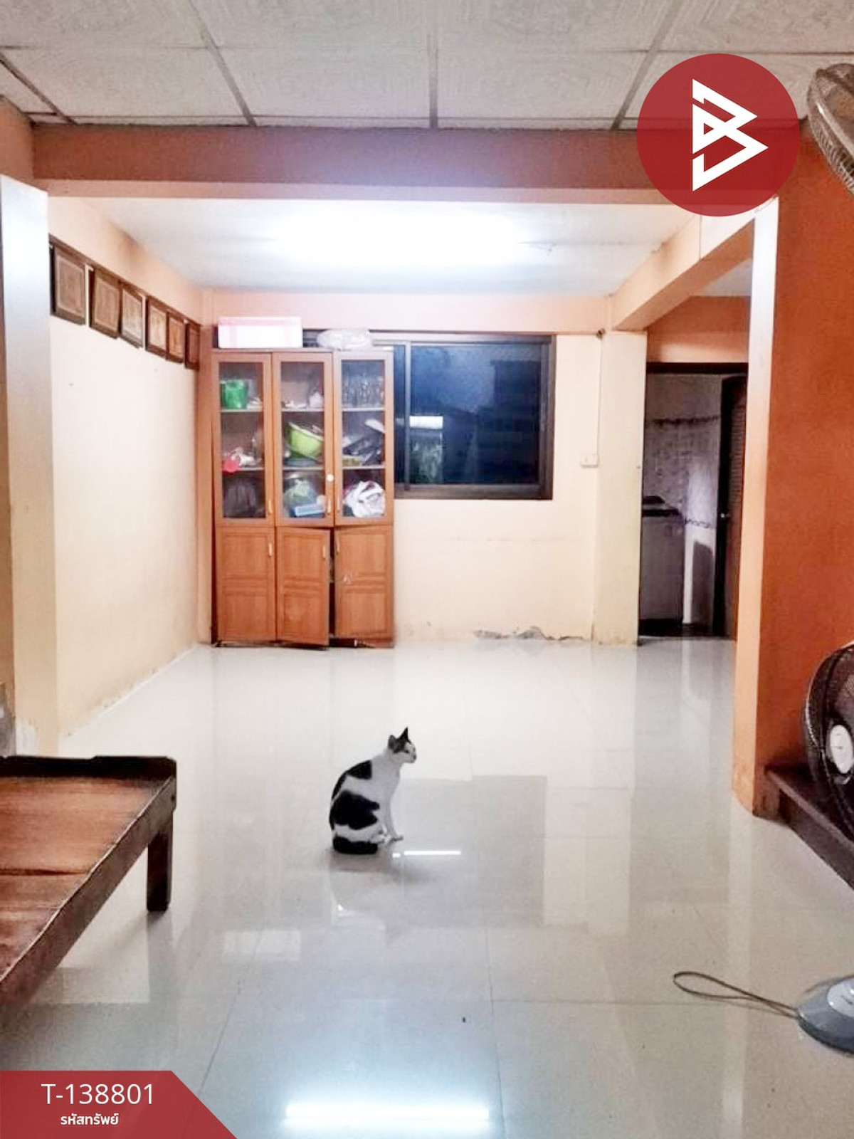 ขายอาคารพาณิชย์ 3 ชั้น เนืัอที่ 18 ตร.วา หมู่บ้านวาเลนไทน์วิลล์ รามอินทรา กรุงเทพฯ