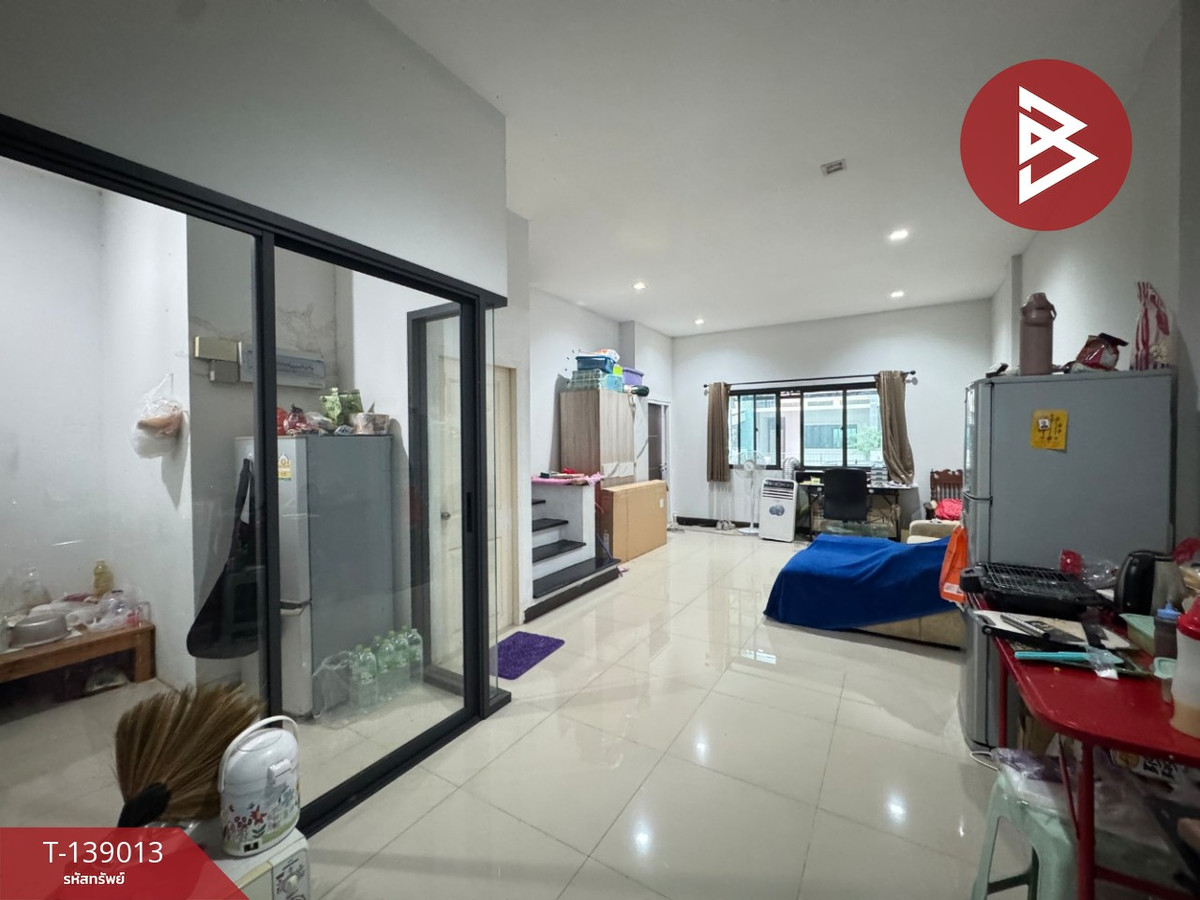 ขายทาวน์โฮม หมู่บ้านลิฟวิ่ง เรสซิเดนซ์ รังสิต-ราชพฤกษ์ (Living Residence Rangsit-Ratchaphruek) ปทุมธานี