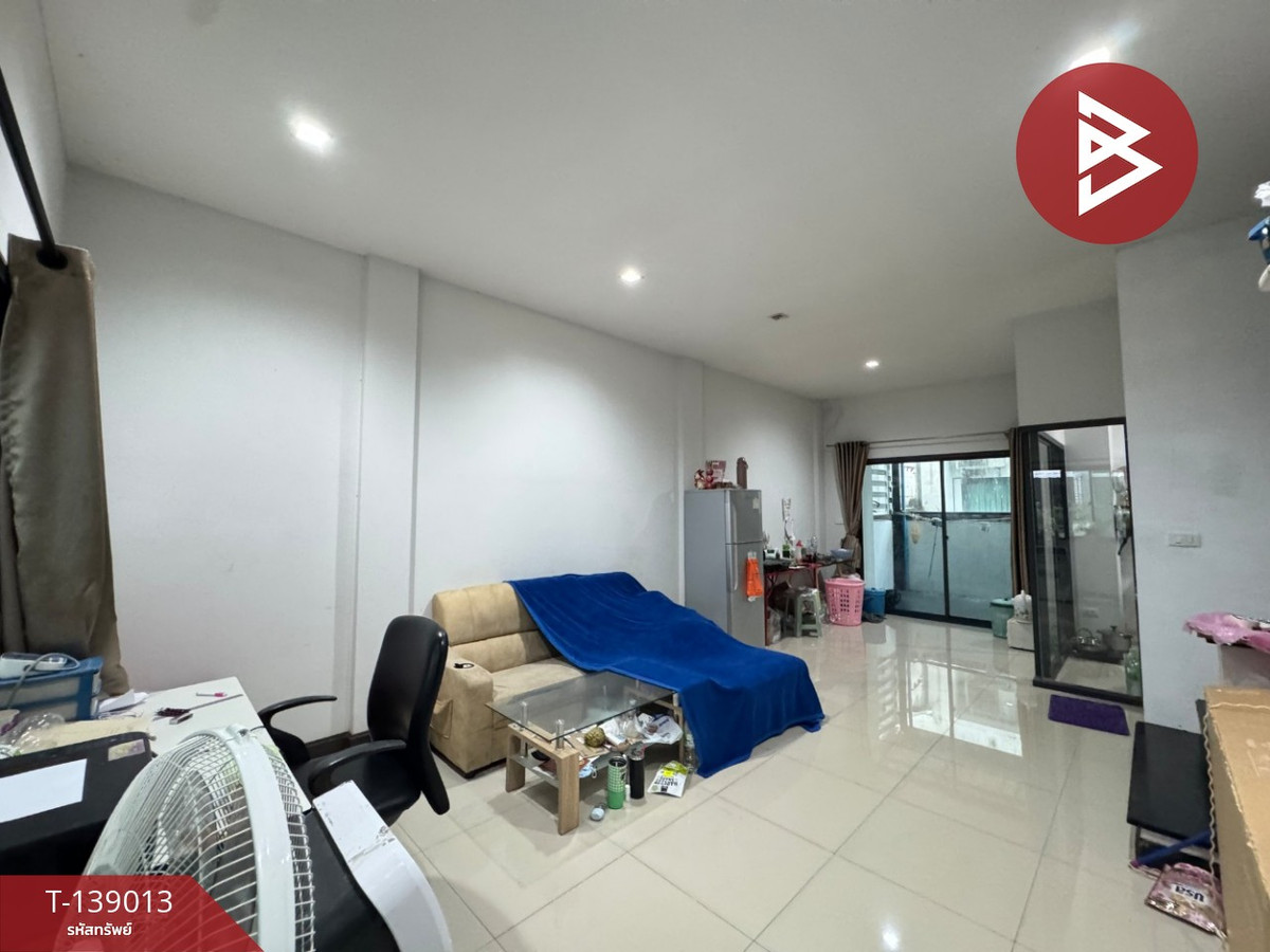 ขายทาวน์โฮม หมู่บ้านลิฟวิ่ง เรสซิเดนซ์ รังสิต-ราชพฤกษ์ (Living Residence Rangsit-Ratchaphruek) ปทุมธานี