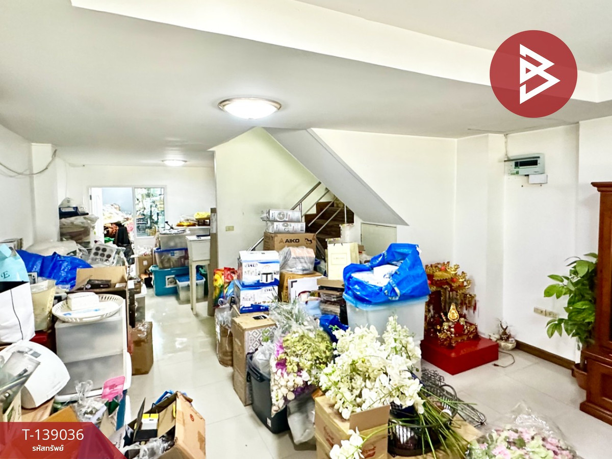 ขายทาวน์โฮม 2 คูหาเชื่อมติดกัน ซอยอุดมสุข 43 สุขุมวิท 103 กรุงเทพฯ