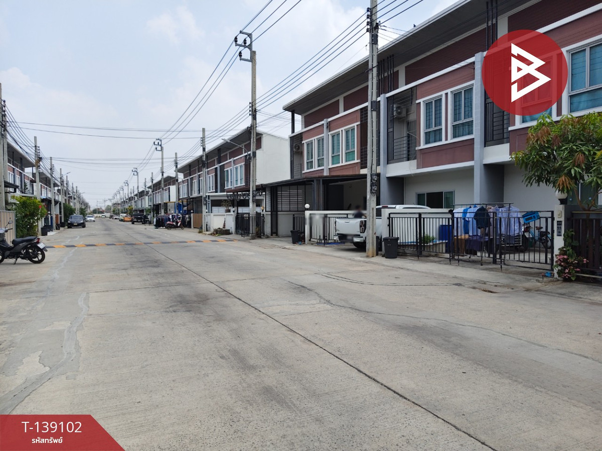 ขายทาวน์เฮ้าส์ หมู่บ้านสิวารัตน์ 11 วิลเลจ ชัยพฤกษ์ (Siwarat 11 Village Chaiyapruek) ไทรน้อย นนทบุรี