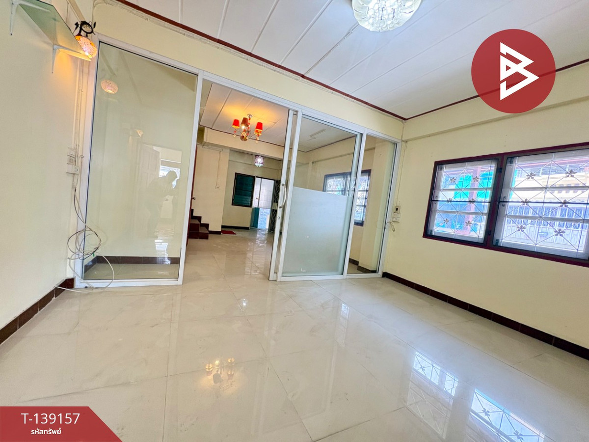 ขายทาวน์เฮ้าส์ หมู่บ้านรัตนาธิเบศร์ บางบัวทอง นนทบุรี พร้อมเข้าอยู่