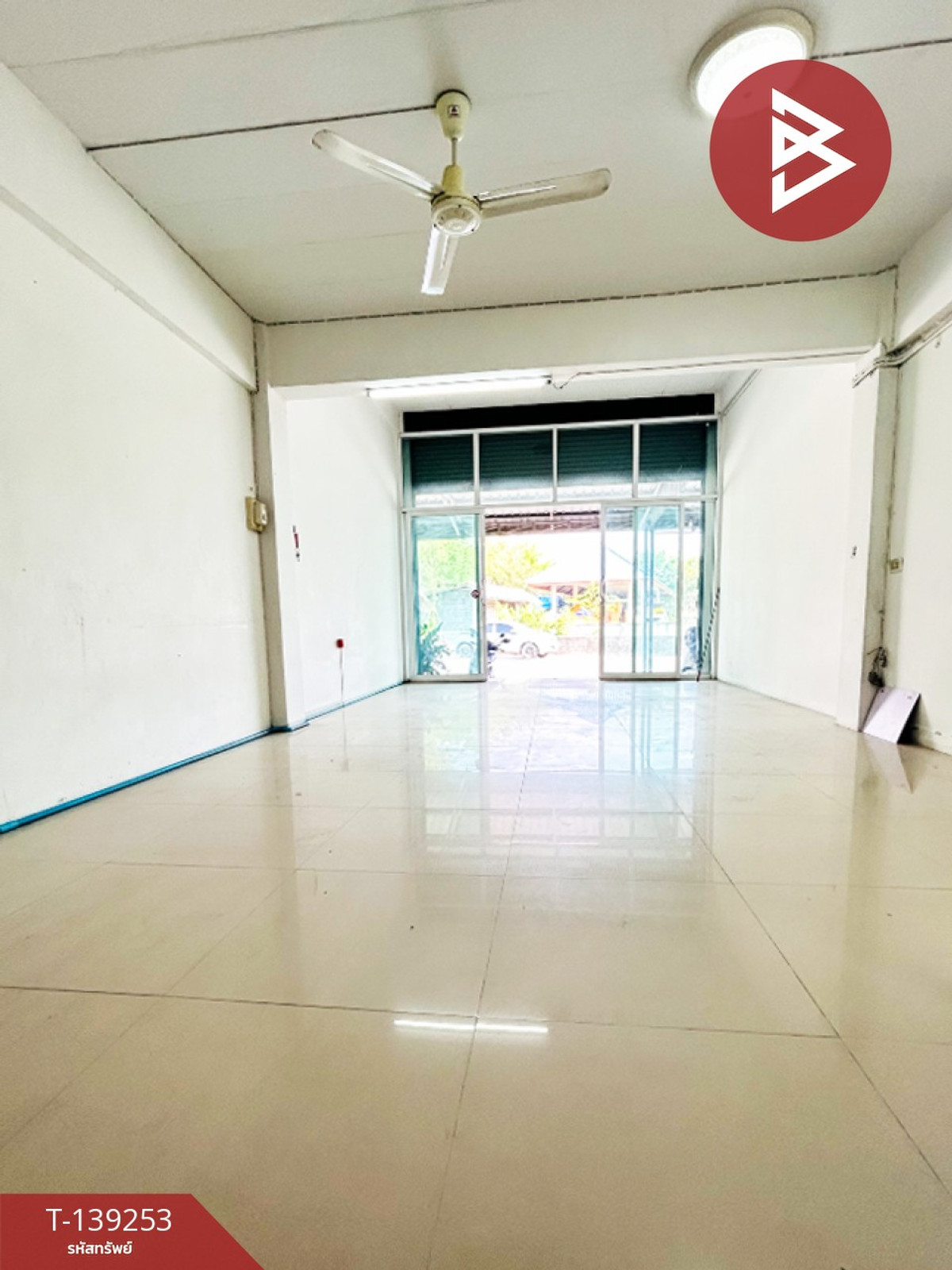 ขายอาคารพาณิชย์ หมู่บ้านพูลพิศวิลล่า บ้านบึง ชลบุรี