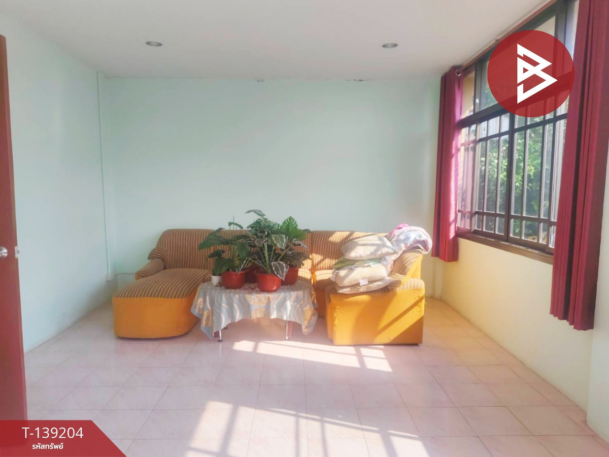 ขายอาคารพาณิชย์ 3 ชั้น เนืัอที่ 26 ตารางวา หมู่บ้านวาเลนไทน์วิลล์ รามอินทรา กรุงเทพฯ