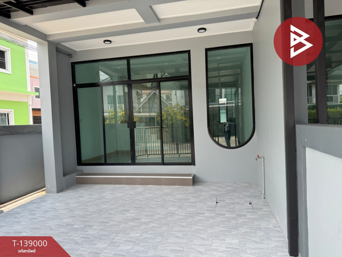 ขายทาวน์เฮ้าส์ 2 ชั้น เนื้อที่ 21.4 ตารางวา บางปะกง ฉะเชิงเทรา ทำเลดี