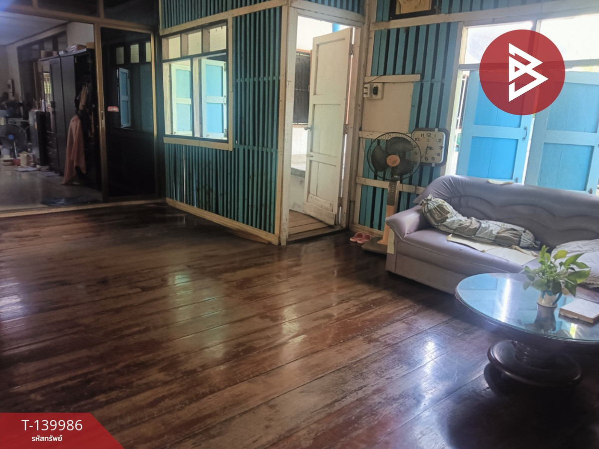 ขายบ้านเดี่ยวพร้อมที่ดิน เนื้อที่ 1 ไร่ อ.บ้านโพธิ์ ฉะเชิงเทรา ติดถนน