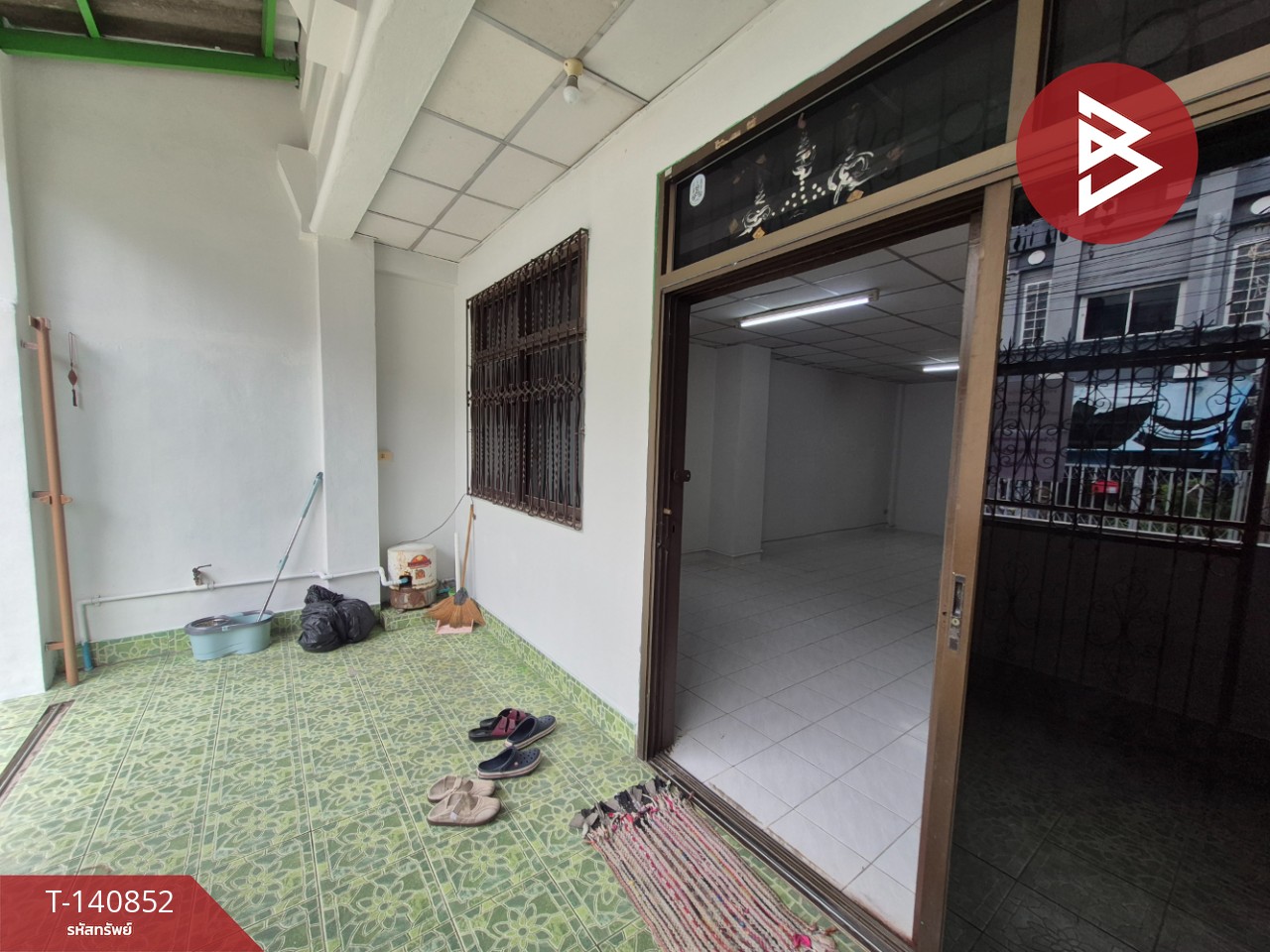 ขายทาวน์เฮ้าส์ หมู่บ้านกะรัต ท้ายบ้าน สมุทรปราการ