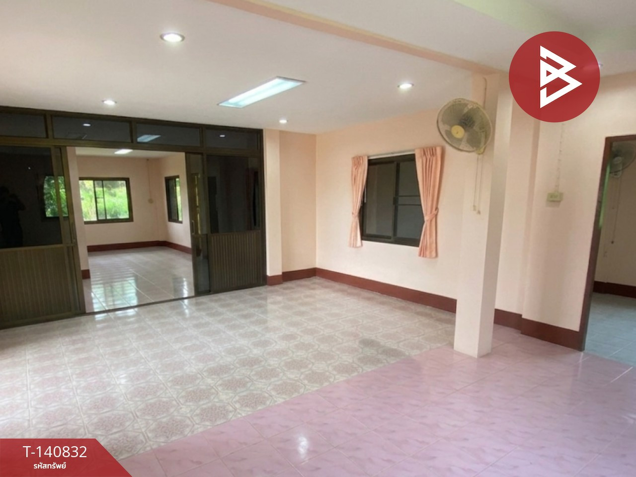 ขายบ้านเดี่ยวพร้อมที่ดิน เนื้อที่ 1 งาน 52 ตร.วา ท่าบ่อ หนองคาย