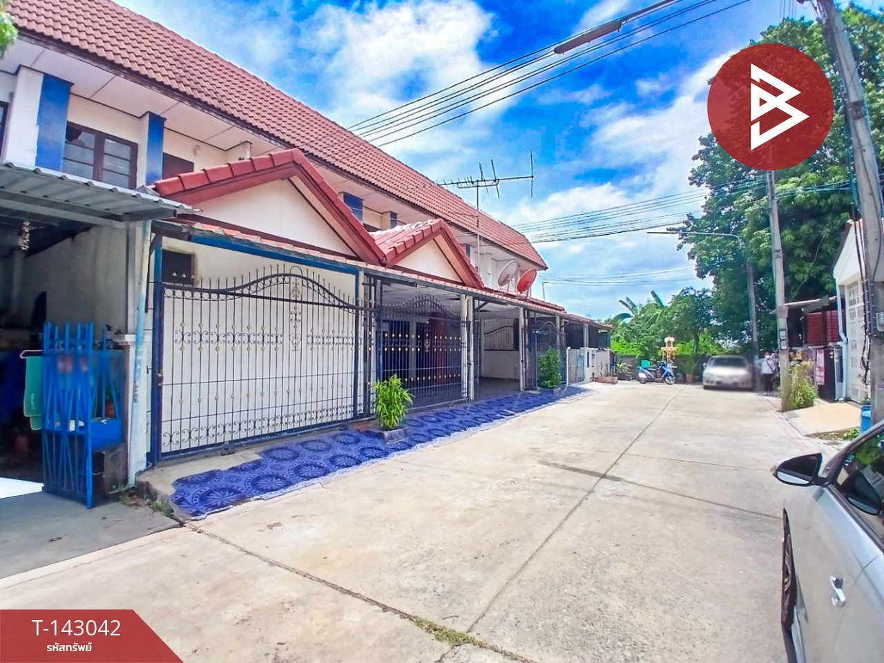 ขายทาวน์เฮ้าส์ หมู่บ้านจุฑาภัทร ลาดหลุมแก้ว (Baan Juthaphat) ปทุมธานี