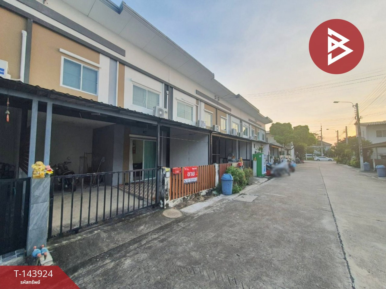 ขายทาวน์เฮ้าส์ หมู่บ้านลลิลทาวน์ ไลโอ บลิสซ์ ลาดกระบัง-สุวรรณภูมิ (Lalin Town Lio Bliss Latkrabang-Suvarnabhumi) บางเสาธง สมุทรปราการ