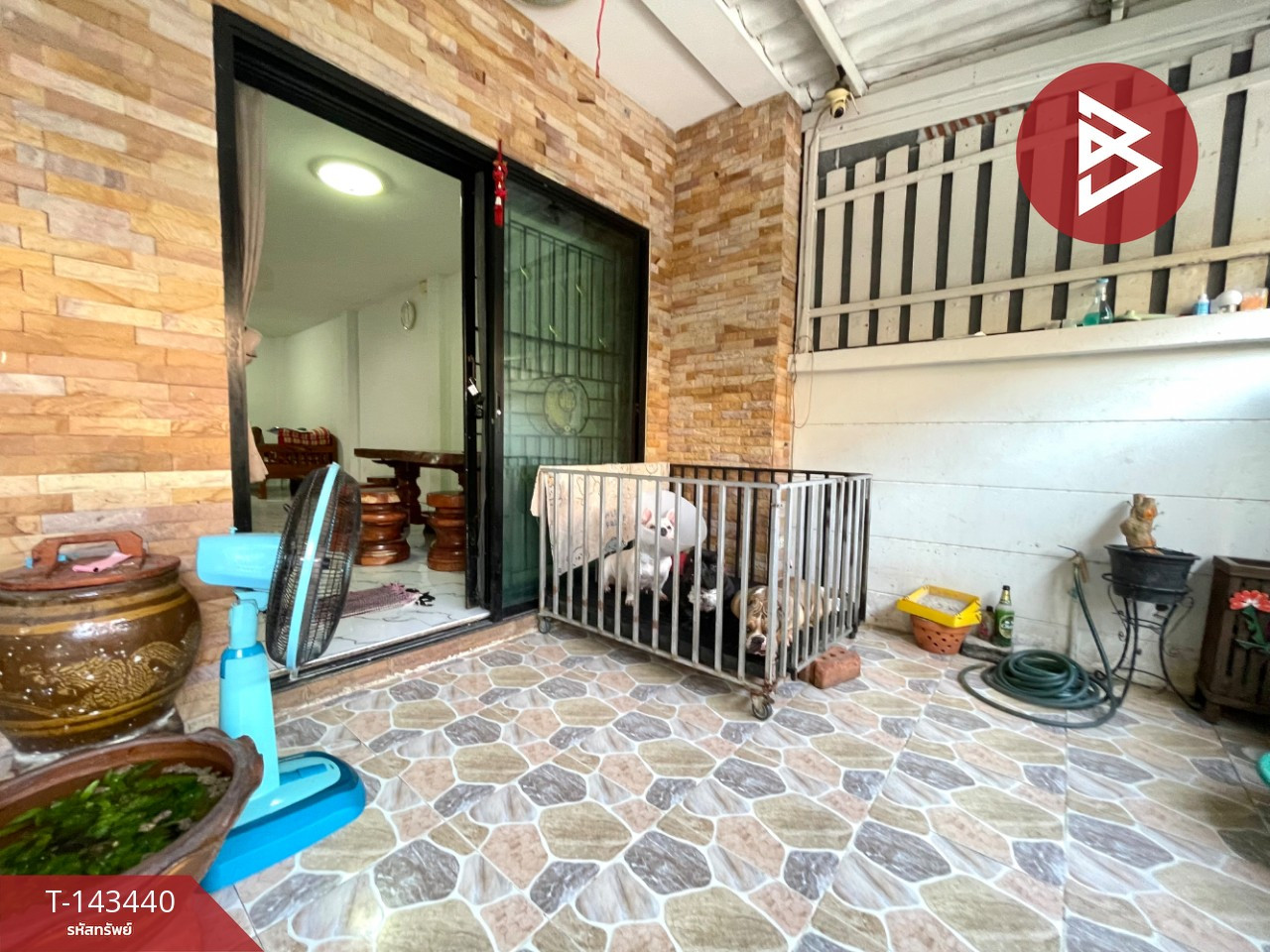 ขายทาวน์เฮ้าส์หลังริม หมู่บ้านทรัพย์รุ่งเรืองซิตี้ 1 พานทอง ชลบุรี