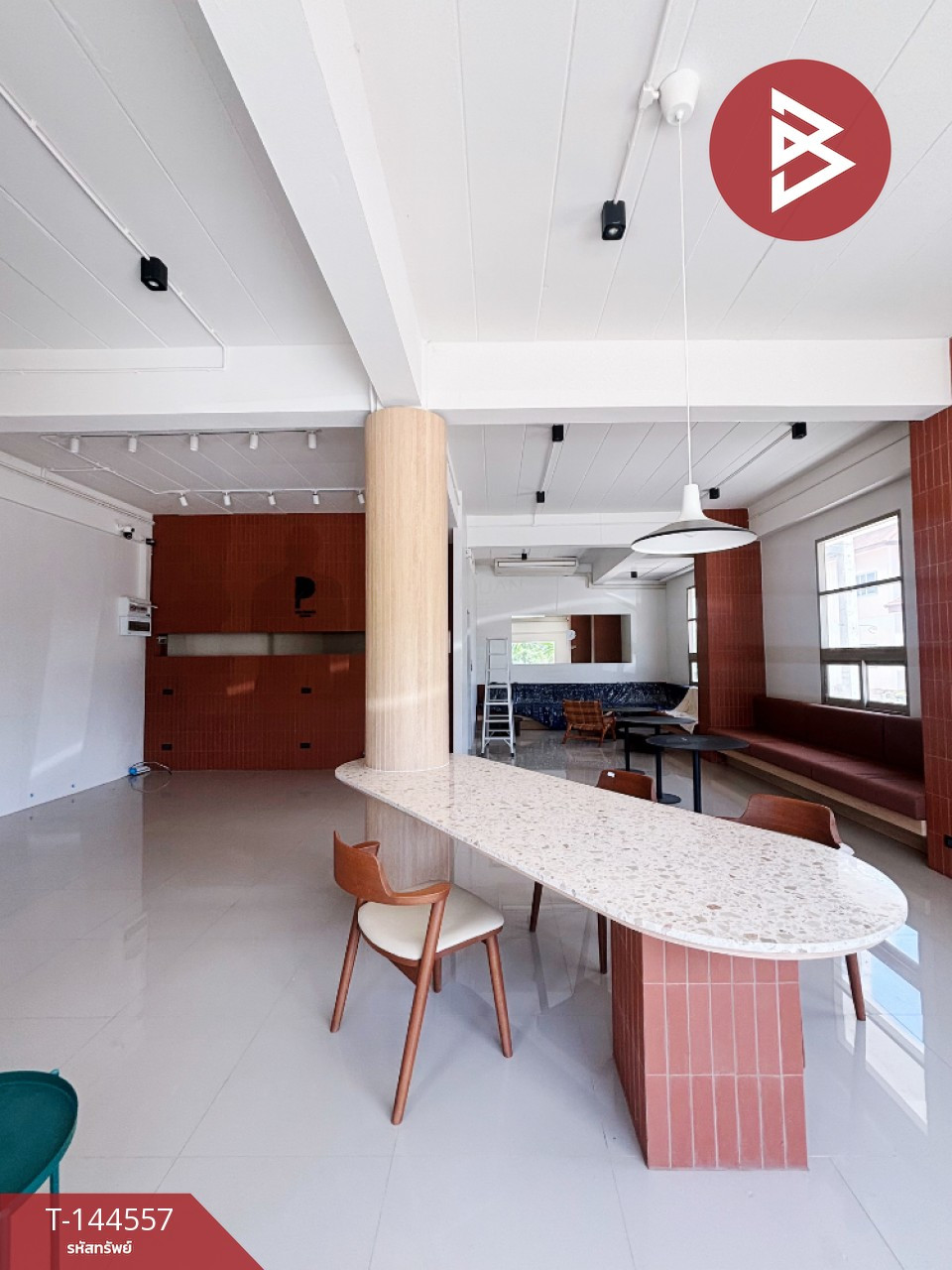 ขายอาคารพาณิชย์ 2 ชั้น เนื้อที่ 60 ตร.วา ต.สวนกล้วย บ้านโป่ง ราชบุรี