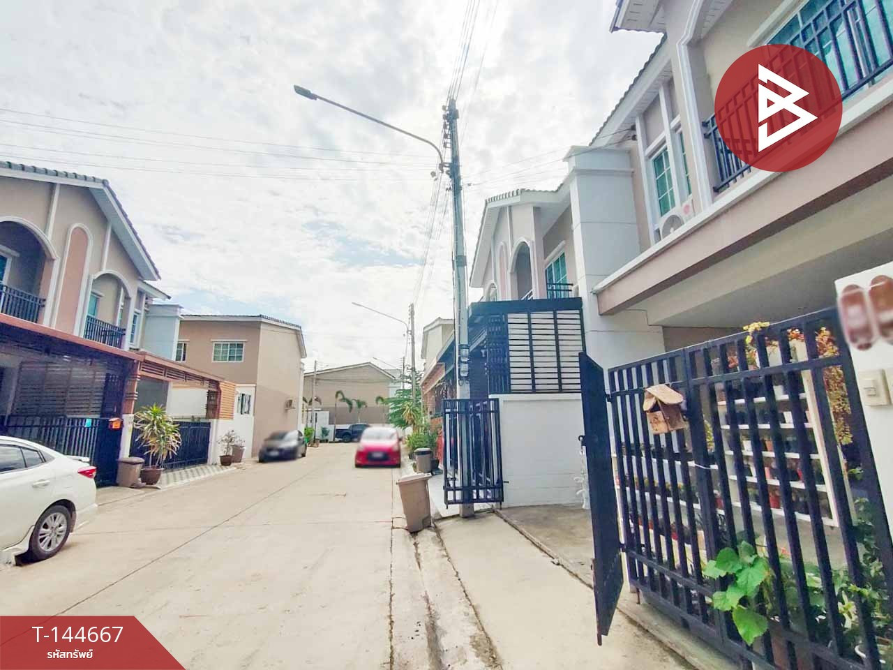 ขายทาวน์เฮ้าส์ หมู่บ้านนิราวิลล์ ไอริช สมุทรสาคร (Niraville Irich)