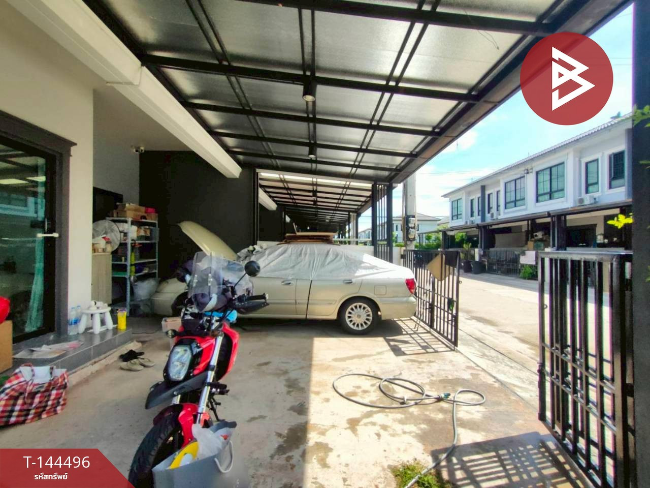 ขายทาวน์เฮ้าส์ หมู่บ้านบริทาเนีย บางนา กม.42 บางปะกง ฉะเชิงเทรา