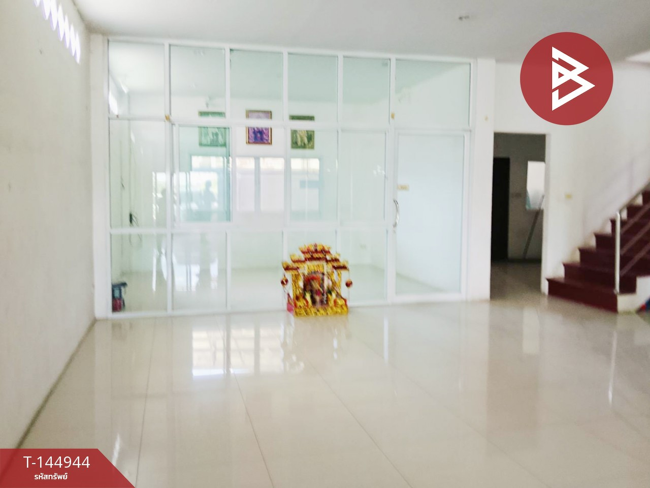 ขายอาคารพาณิชย์ 2 ชั้น เนื้อที่ 63.3 ตร.วา นอกเมือง สุรินทร์