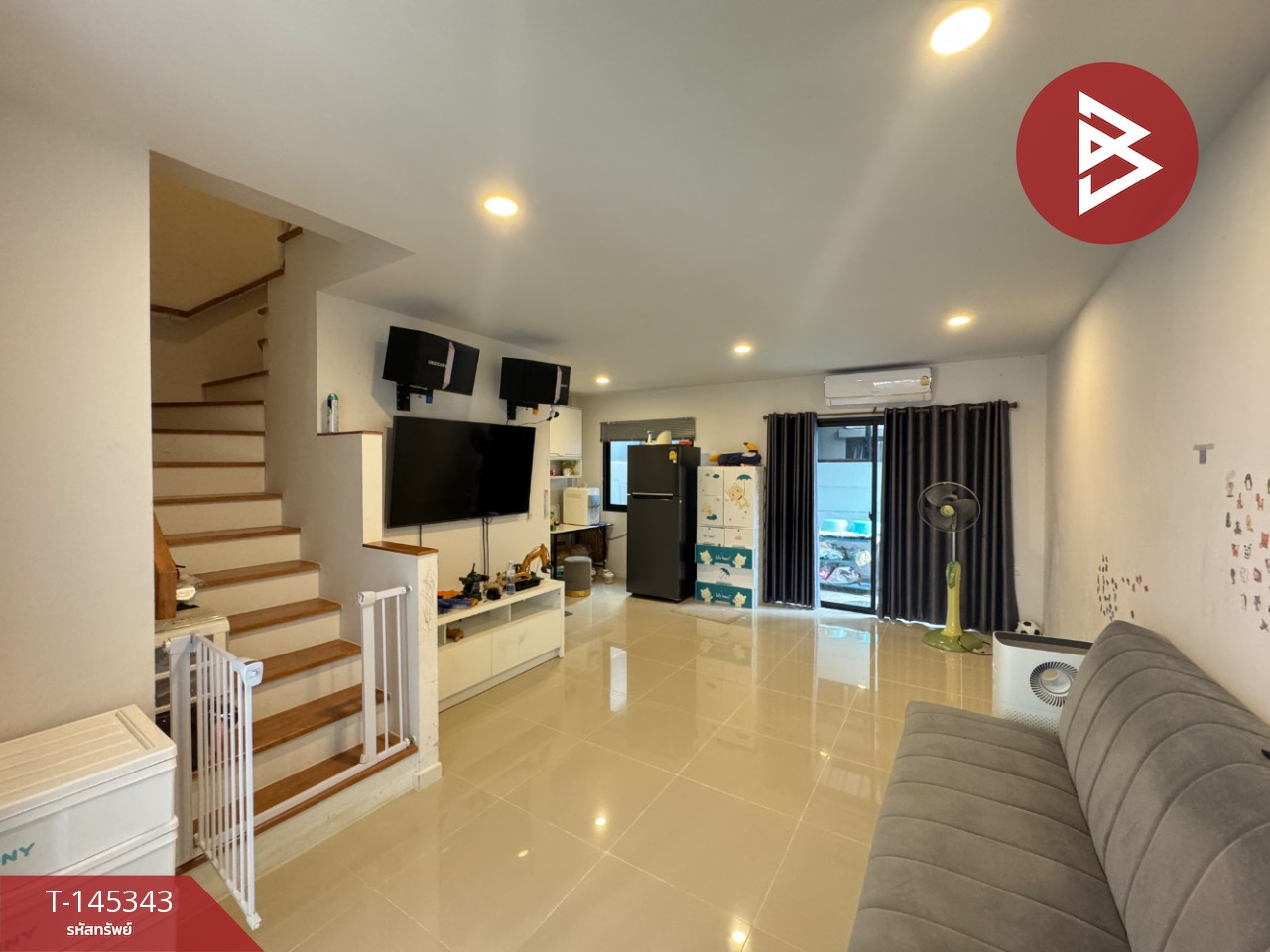 ขายทาวน์เฮ้าส์ หมู่บ้านลุมพินี ทาวน์วิลล์ ลาดกระบัง-สุวรรณภูมิ ลาดกระบัง กรุงเทพมหานคร (Lumpini Townville Lat krabang-Suvarnabhumi)