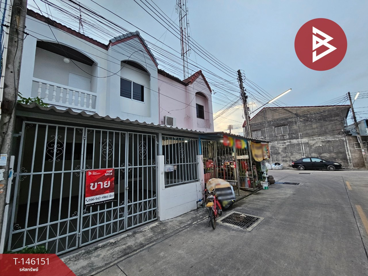 ขายทาวน์เฮ้าส์ หมู่บ้านพาศิริ เนื้อที่ 28 ตร.วา บ้านสวน ชลบุรี