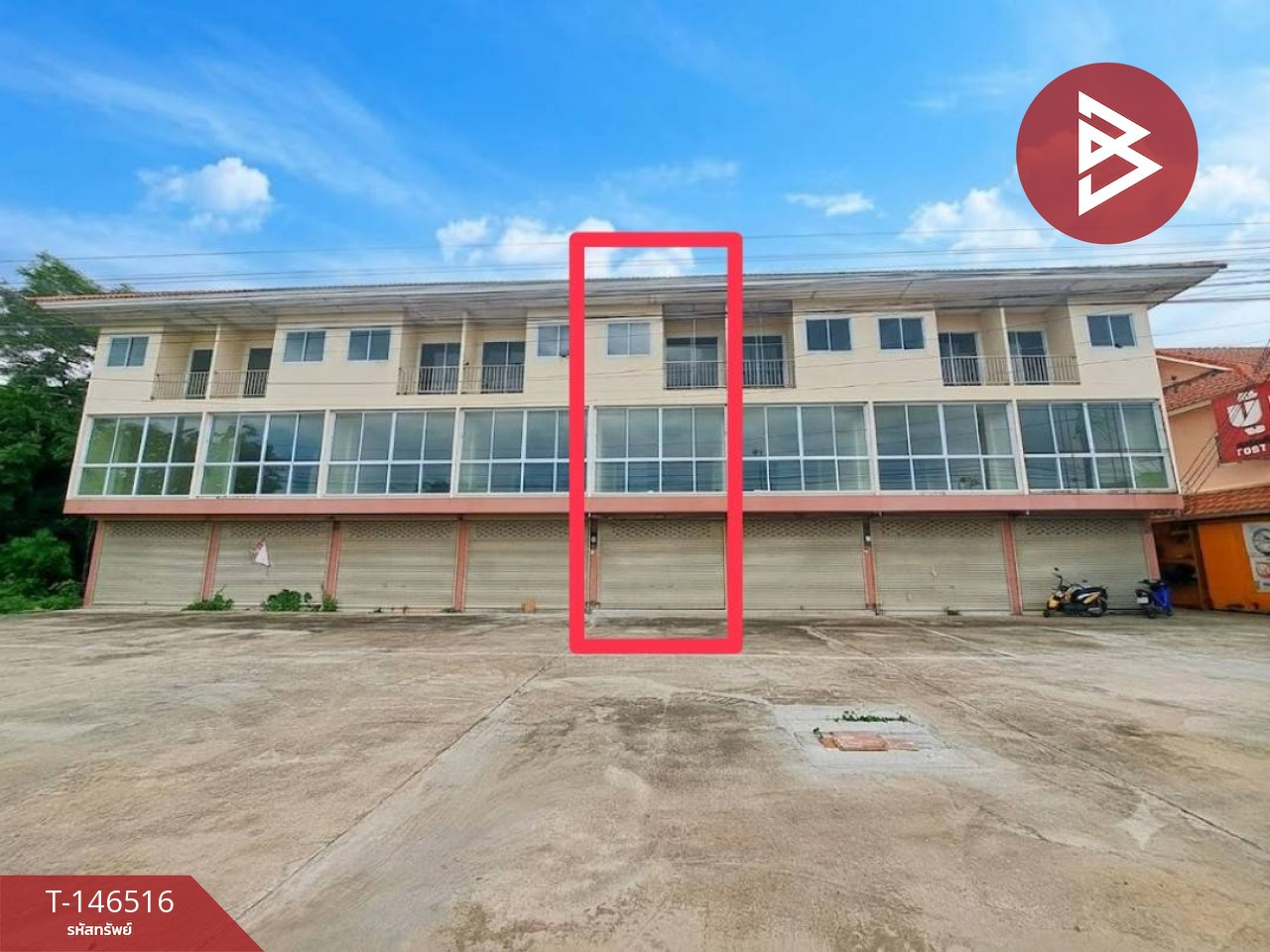 ขายอาคารพาณิชย์ 3 ชั้น เนื้อที่ 20 ตร.วา หนองปลิง นครสวรรค์