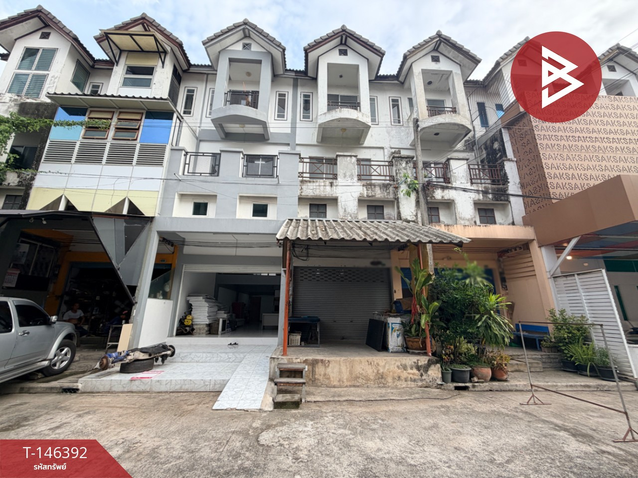 ขายอาคารพาณิชย์ 3 ชั้น หมู่บ้านกรีนการ์เด้นโฮม คลอง 11 ปทุมธานี ใกล้ตลาดสด