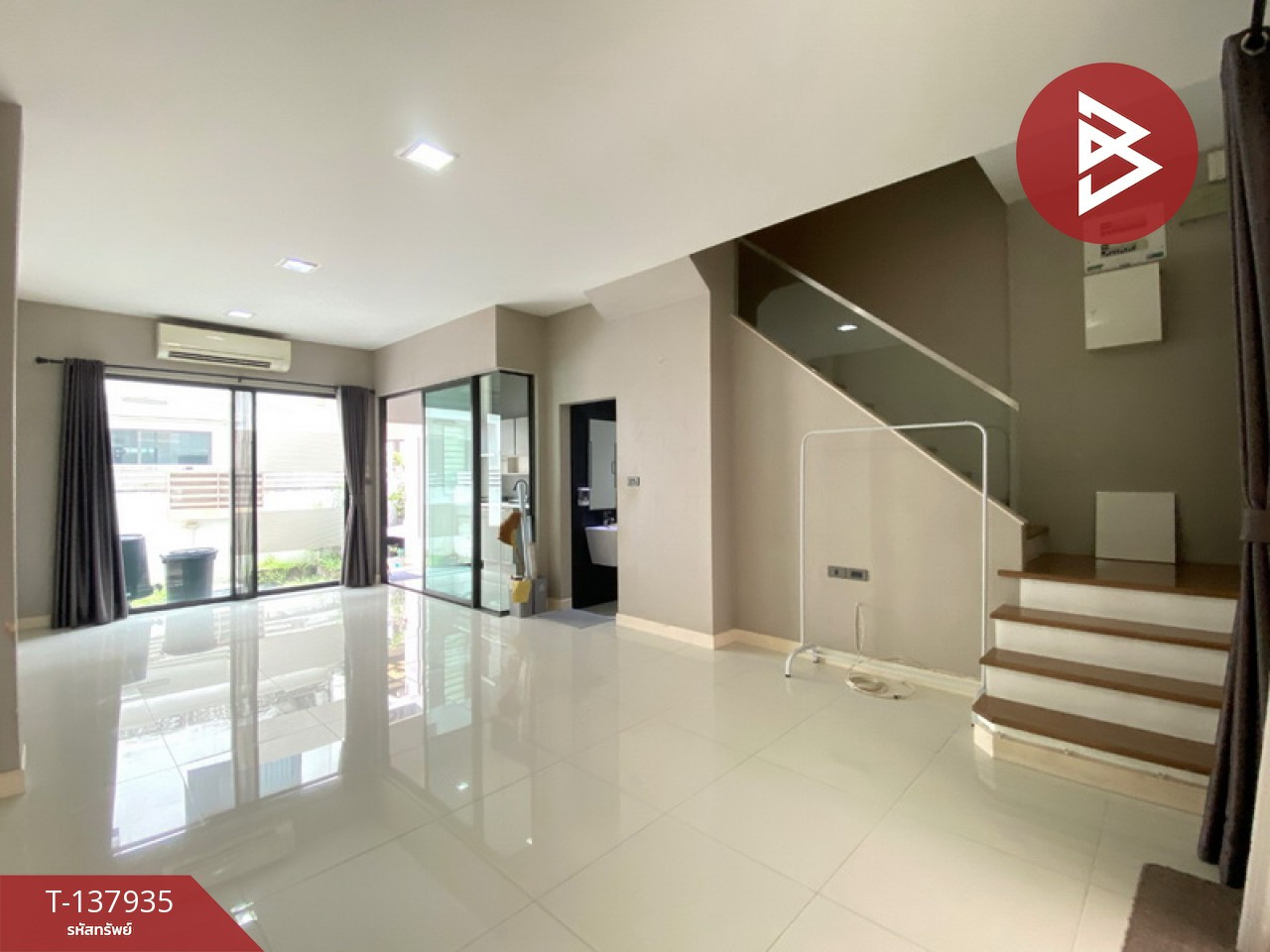 ขายทาวน์เฮ้าส์ หมู่บ้านเดอะเทอเรส รามอินทรา 65 (The Terrace Ramintra 65) กรุงเทพมหานคร