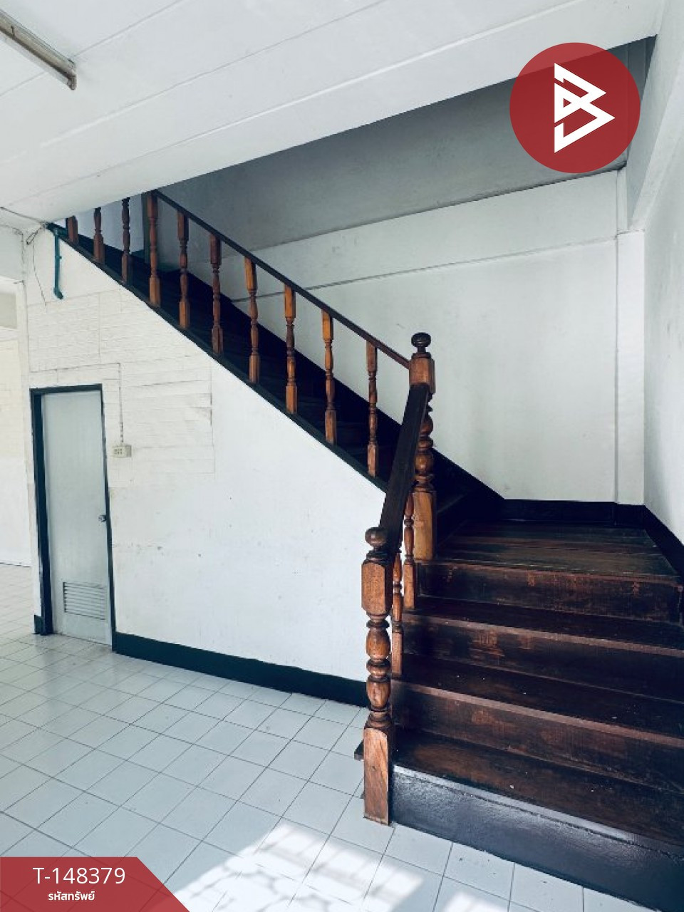 ขายทาวน์เฮ้าส์ 2 ชั้น เนื้อที่ 18.4 ตร.วา นิคมพัฒนา ระยอง