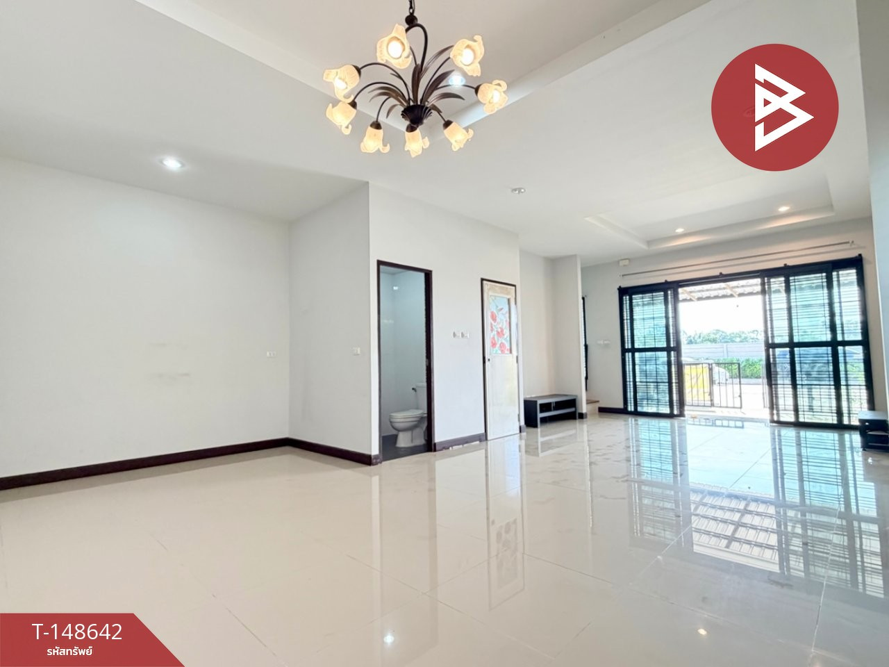ขายทาวน์เฮ้าส์ หมู่บ้านอรินสิริ สปอร์ตวิลเลจ (Arinsiri Sport Village) ชลบุรี