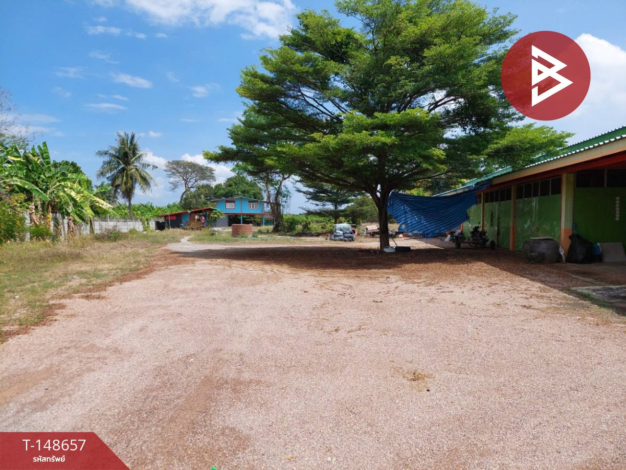 ขายบ้านเดี่ยวพร้อมที่ดิน เนื้อที่ 2 ไร่ 2 งาน 64.9 ตร.วา ปากท่อ ราชบุรี
