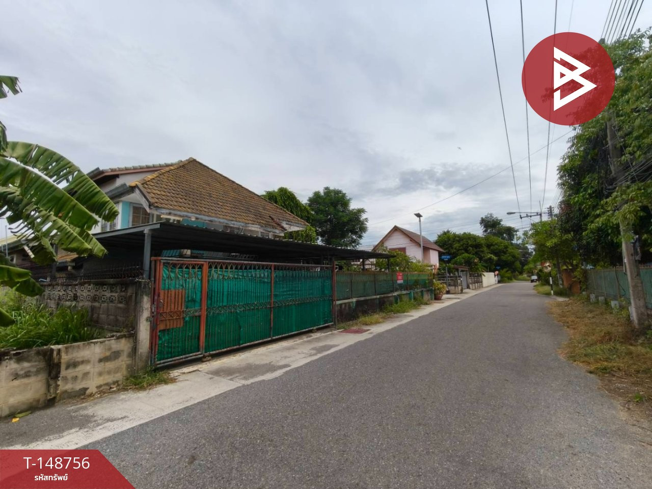 ขายบ้านเดี่ยวหลังริม เนื้อที่ 100 ตร.วา ศรีราชา ชลบุรี