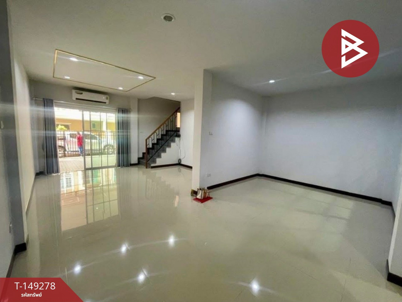 ขายทาวน์เฮ้าส์ หมู่บ้านนิราวิลล์ ไอริช (Niraville Irich) สมุทรสาคร