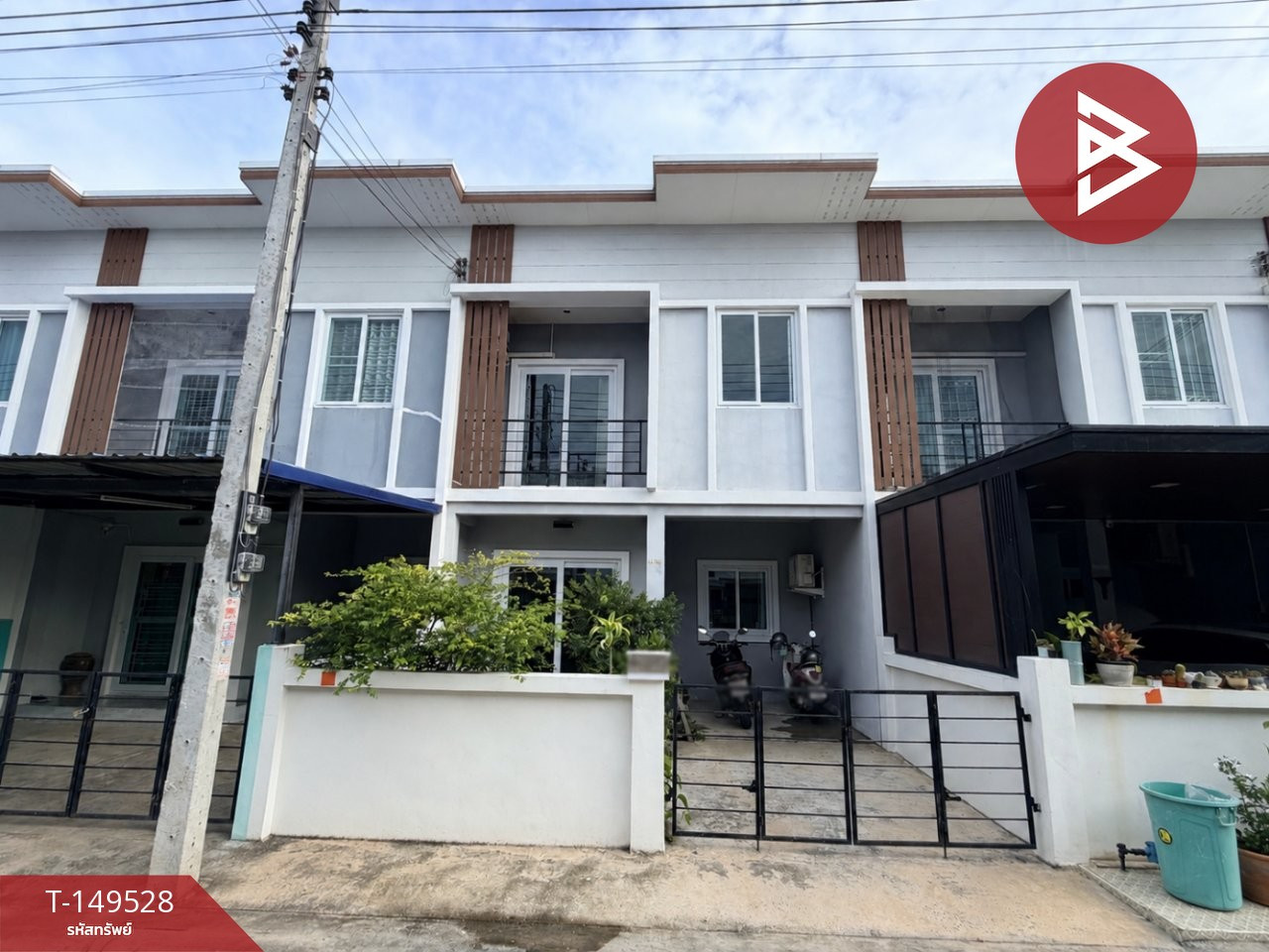 ขาย/ให้เช่า ทาวน์เฮ้าส์ 2 ชั้น หมู่บ้านมณฑาทิพย์ 5 บางเเขม เมืองนครปฐม