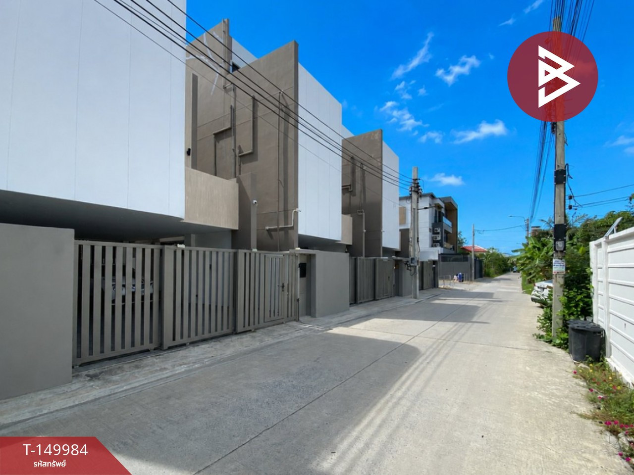 ขายทาวน์โฮม 2 ชั้น เนื้อที่ 41.9 ตร.วา ประเวศ กรุงเทพมหานคร