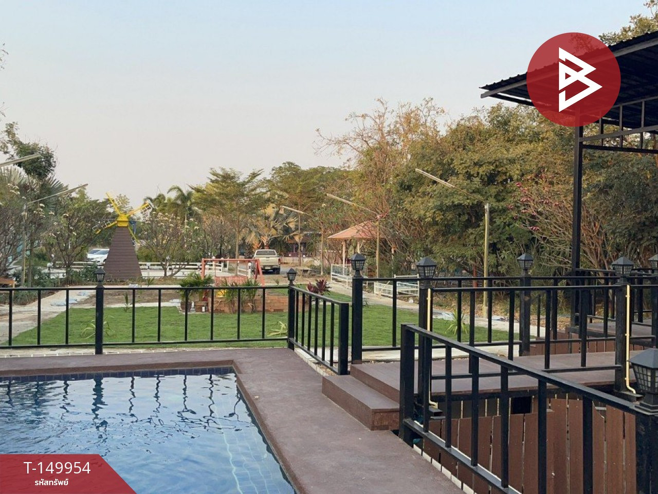 ขาย/เช่าโรงแรมพร้อมที่ดิน เนื้อที่ 4 ไร่ 72 ตร.วา อู่ทอง สุพรรณบุรี