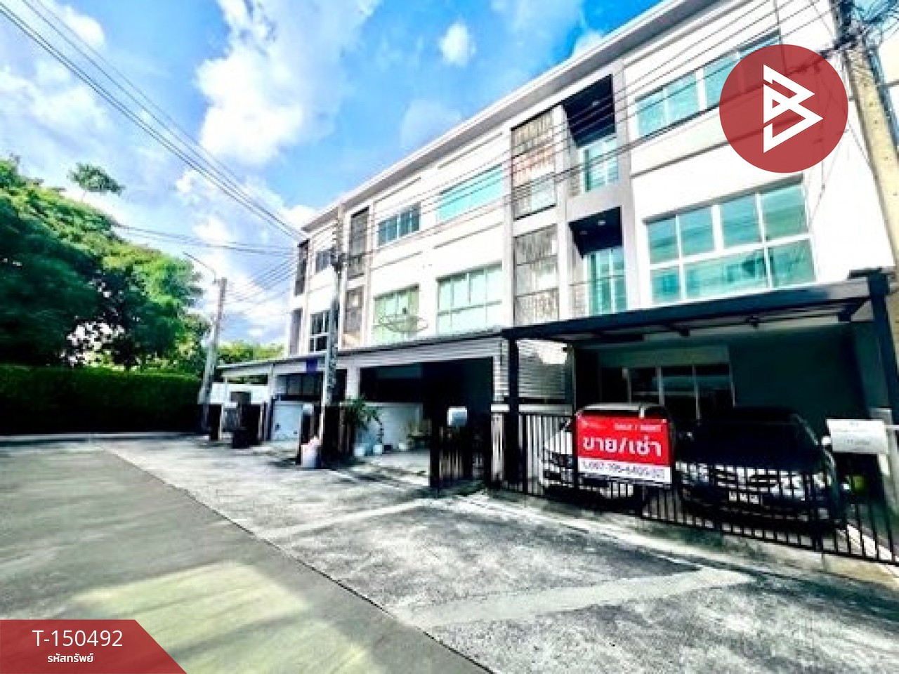 ขาย/เช่า ทาวน์โฮม ลุมพินี ทาวน์ วิลล์ ศรีนครินทร์-แบริ่ง รีโนเวทใหม่ ใกล้ MRT สถานีศรีแบริ่ง