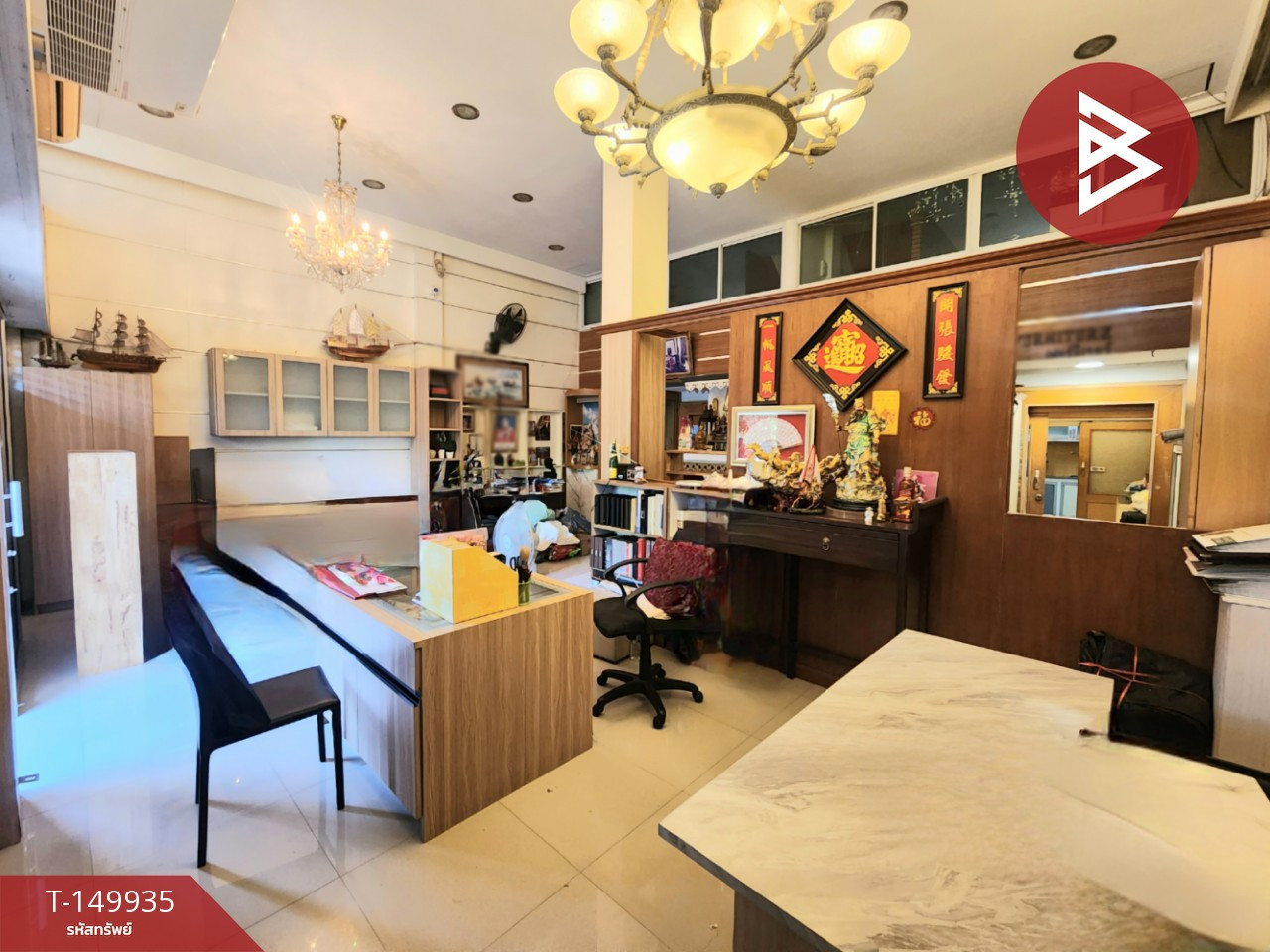 ขายอาคารพาณิชย์ 3.5 ชั้นและดาดฟ้า รามอินทรา 39 สุขาภิบาล 5-วัชรพล กรุงเทพฯ