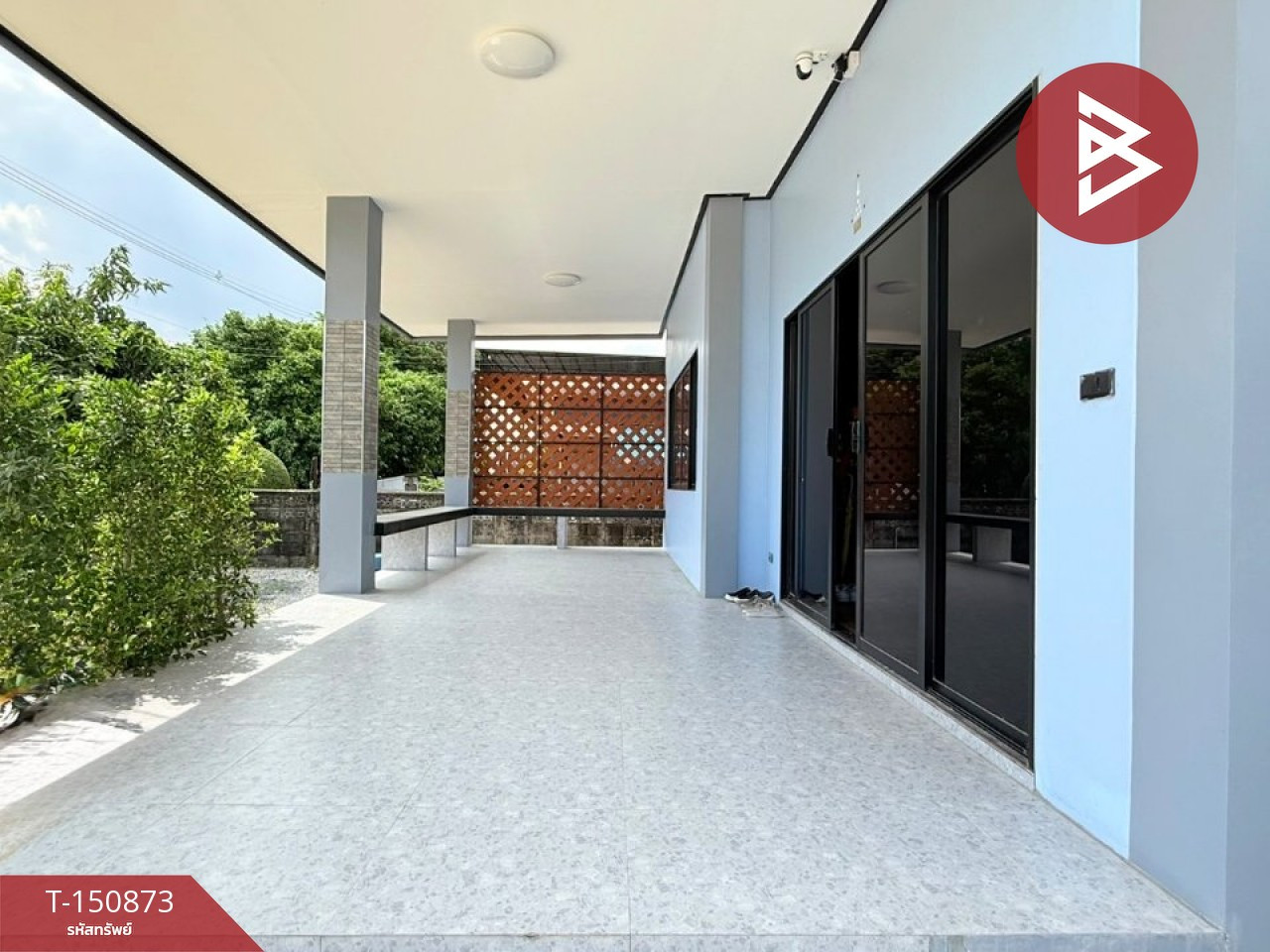 ขายบ้านเดี่ยวพร้อมที่ดิน เนื้อที่ 3 งาน 53 ตร.วา ลาดกระบัง กรุงเทพมหานคร