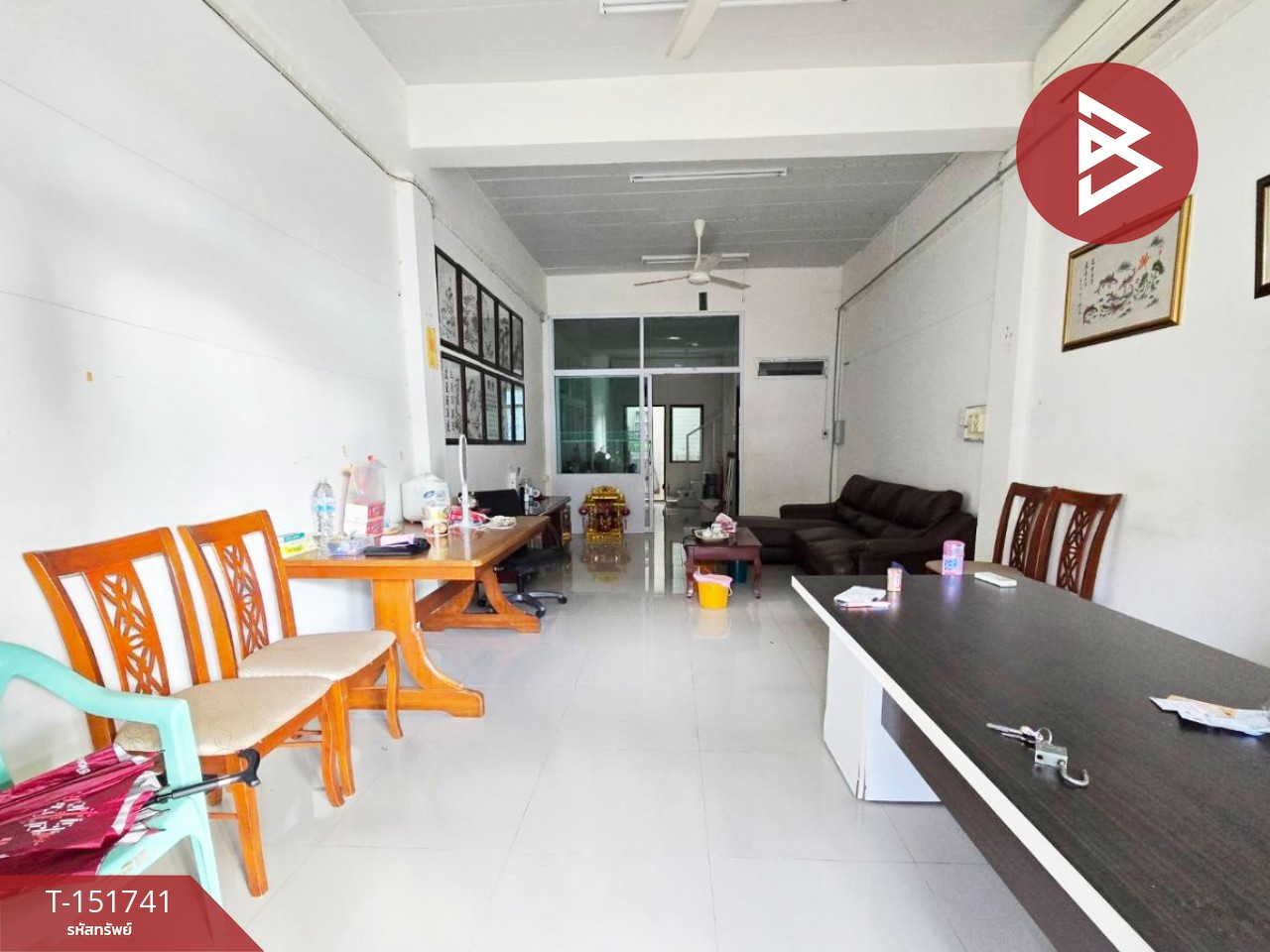 ขาย/เช่า อาคารพาณิชย์ 3 ชั้น เนื้อที่ 16 ตร.วา วัดใหม่ จันทบุรี