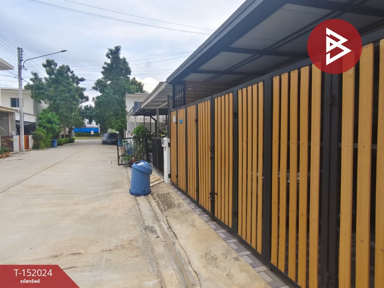 ขายทาวน์เฮ้าส์ หมู่บ้านไลโอ เพชรเกษม-พุทธมณฑลสาย4 (Lio Petchkasem-Phutthamonthon Sai4) สมุทรสาคร