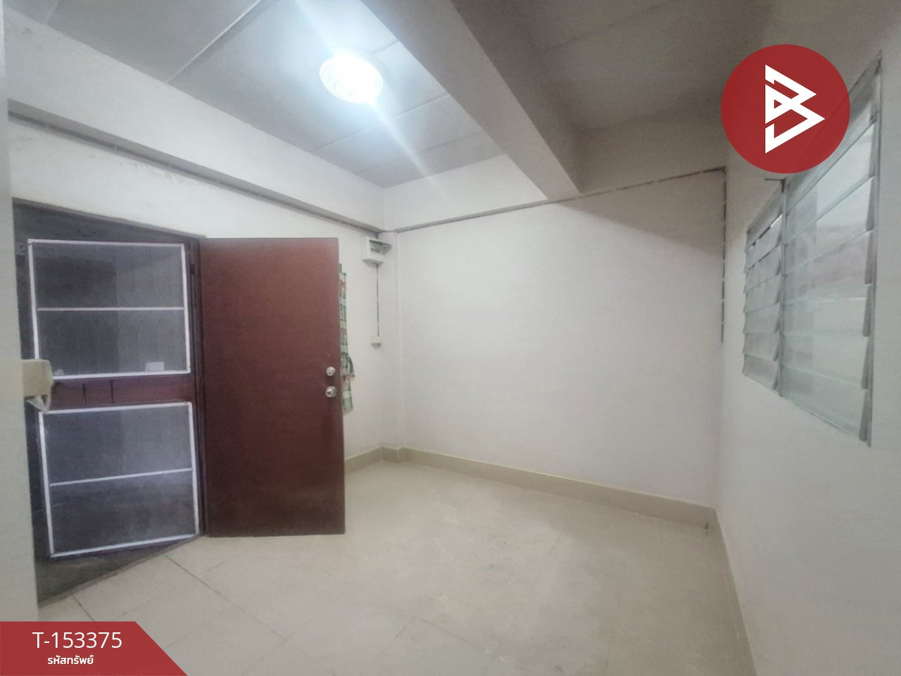ขายคอนโด โครงการเพชรธานี คอนโดมิเนียม (Phetthanee Condominium) สมุทรปราการ
