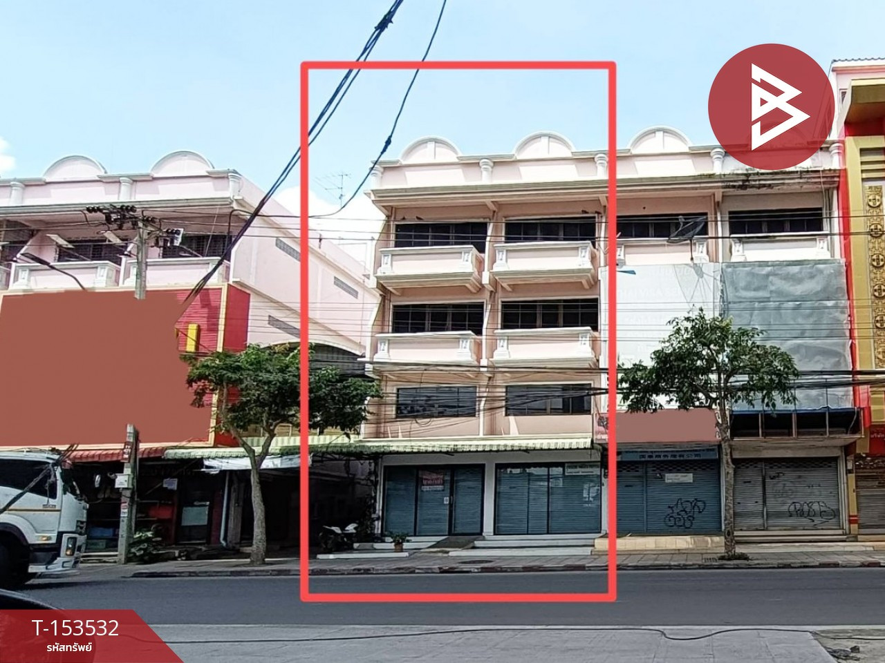 ขาย/เช่า อาคาพาณิชย์ 4 ชั้น เนื้อที่ 44.5 ตร.วา ติดถนนลาดกระบัง กรุงเทพฯ ทำเลดี