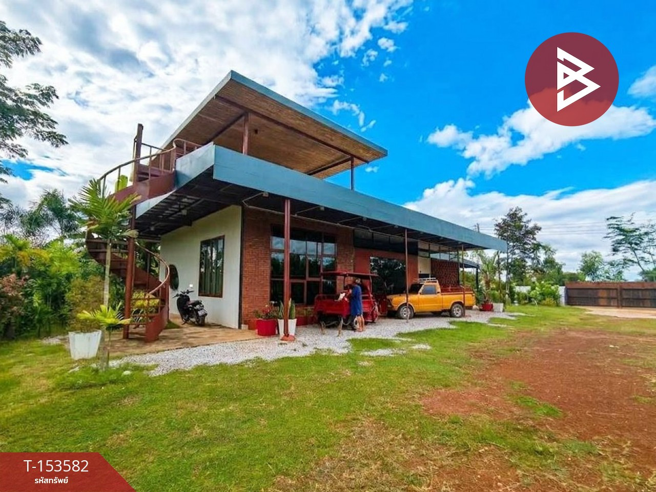 ขายบ้านพร้อมที่ดินเเละกิจการร้านคาเฟ่ เนื้อที่ 3 ไร่ 3 งาน 1.5 ตารางวา หนองญาติ นครพนม ทำเลติดถนน